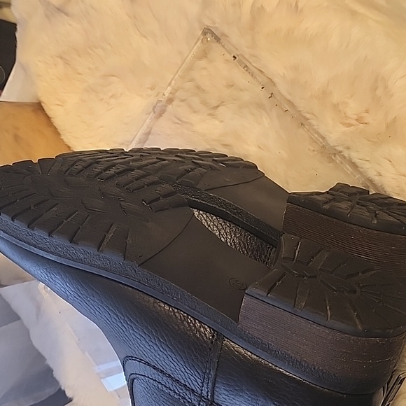 Leather boots - Picture 8 of 9